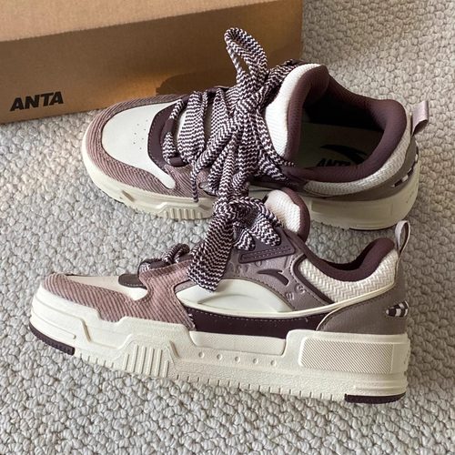 安踏低帮板鞋潮流增高春季厚底