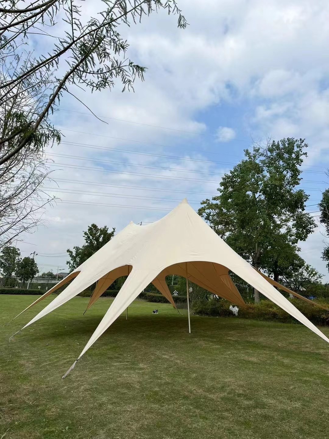 户外云顶万重山三峰帐篷天幕大型蝶形莲花天幕