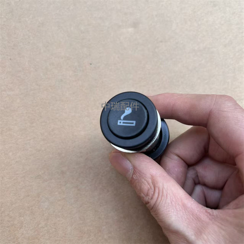奇瑞艾瑞泽7瑞虎7原装点烟器