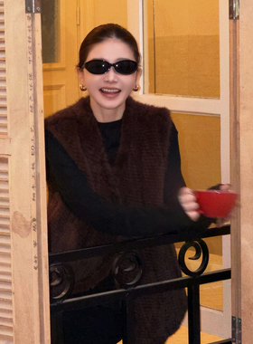 CHU楚妞[织梦]芬兰进口V领编织水貂毛皮草马甲ML2502