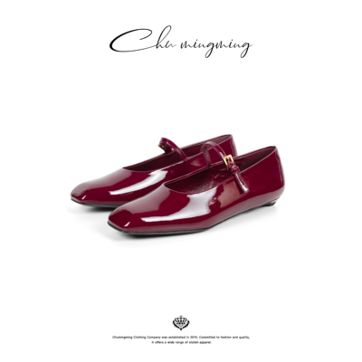 朱颜羊皮方头单鞋复古漆皮平底鞋