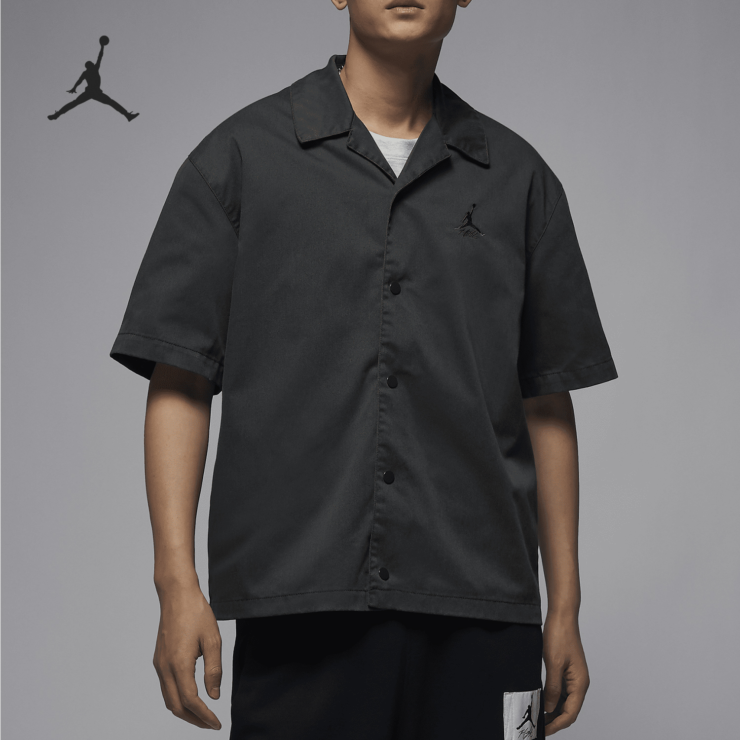 Nike/耐克男士休闲翻领短袖上衣