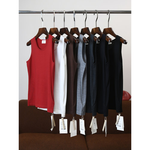 【颖颖家】J~P匠心多色美丽诺羊毛百搭针织背心 女 细腻柔软W1343