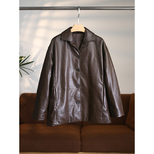 进口油蜡小羊皮立体剪裁90白鹅绒小翻领西装羽绒服皮衣外套 W1823