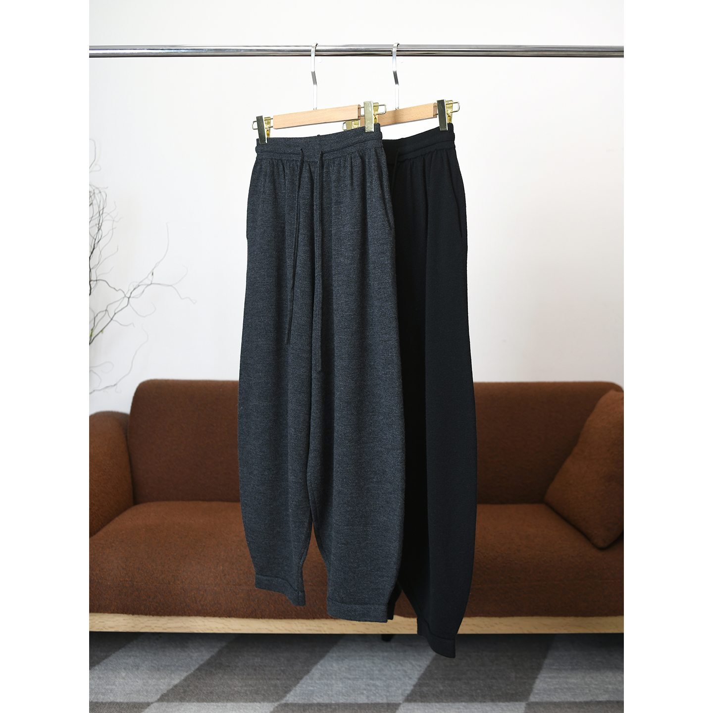 【颖颖家】超轻柔澳洲羊毛茧形针织收口松紧腰抽绳休闲裤 女W1445