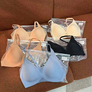 颖颖家 光面无痕透视性感无钢圈文胸舒适稳稳托小胸闭眼冲~~W1852