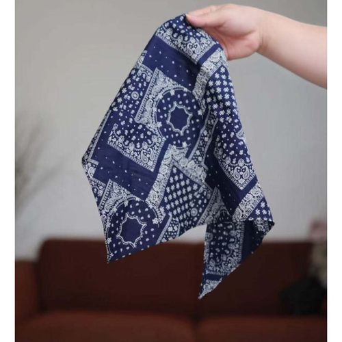 【颖颖家】吸睛饰品 纯棉3D立体印花三角巾  文艺优雅 女W1350