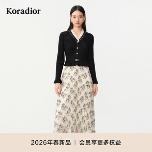 珂莱蒂尔2026春新法式 浪漫玫瑰蕾丝网纱拼接假两件收腰针织连衣裙