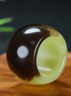 新疆和田玉糖白玉扳指