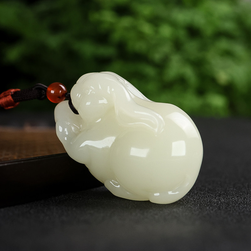 生肖兔把件新疆和田玉图片