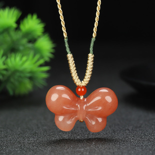 天然新疆金丝玉桃花酿蝴蝶吊坠简约大气款锁骨链粉色玉蝴蝶项链坠