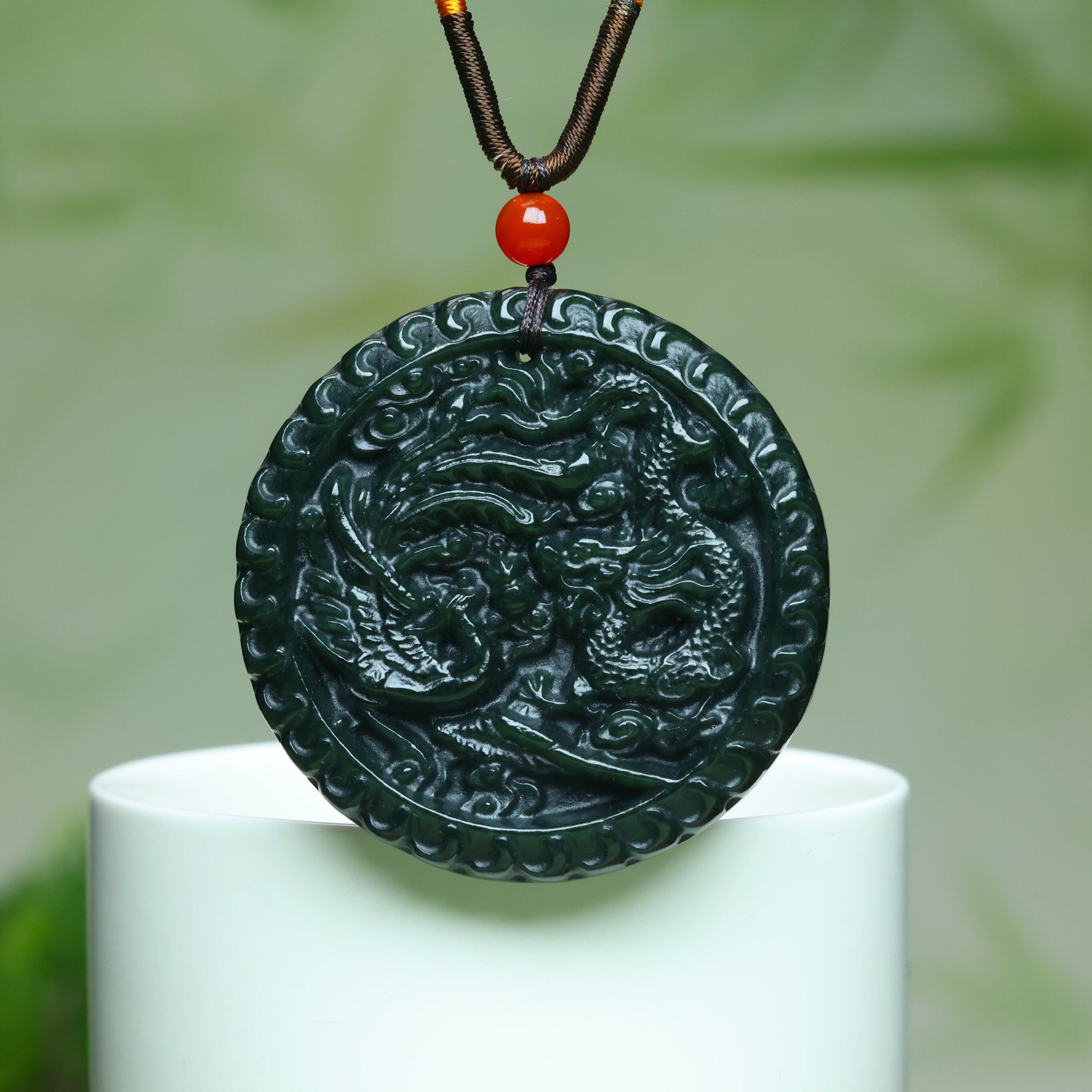 新疆和田玉龙风呈祥吊坠黑墨绿青玉项链男款大号圆形玉牌玉佩挂件