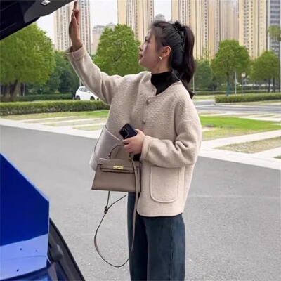 短款皮毛一体羊羔毛外套女2024秋季新款慵懒风小个子宽松显瘦