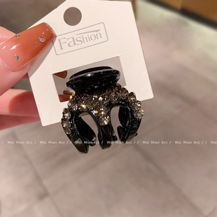 轻奢捷克钻黑色小南瓜夹女高马尾后脑勺半扎发夹2025新款侧边抓夹