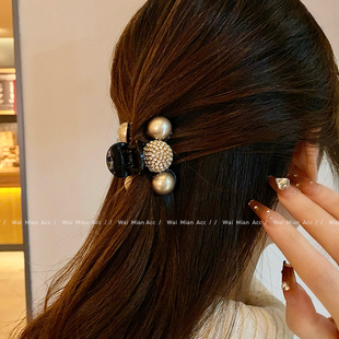 高级感气质珍珠抓夹女时尚网红后脑勺半抓发夹镶钻侧边夹新款发饰