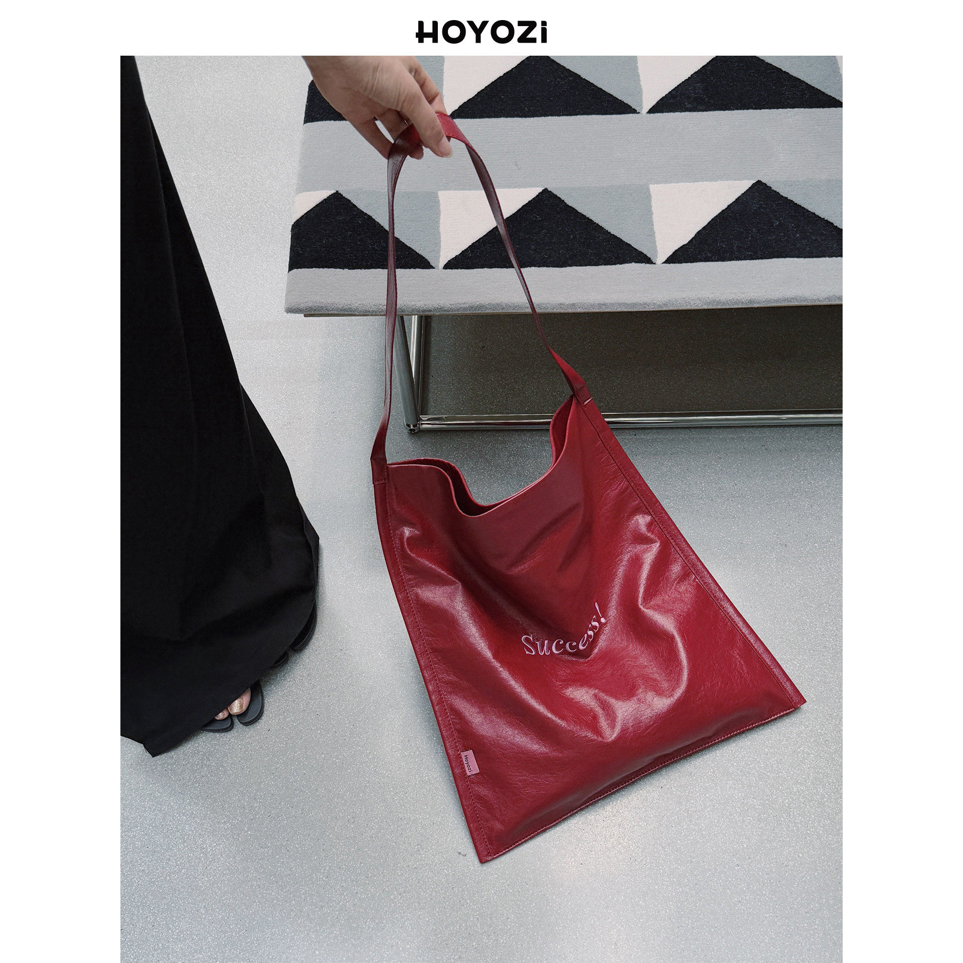 【小优家包包】HOYOZI红色单肩包包女式2025新款大容量小众高级感,箱包皮具/热销女包/男包,托特包,淘宝优惠券,粉丝福利购,淘宝优惠卷