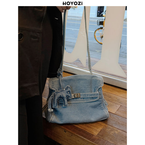 HOYOZI 新品2026 做旧牛仔布腋下包女单肩斜挎包【小优家包包】
