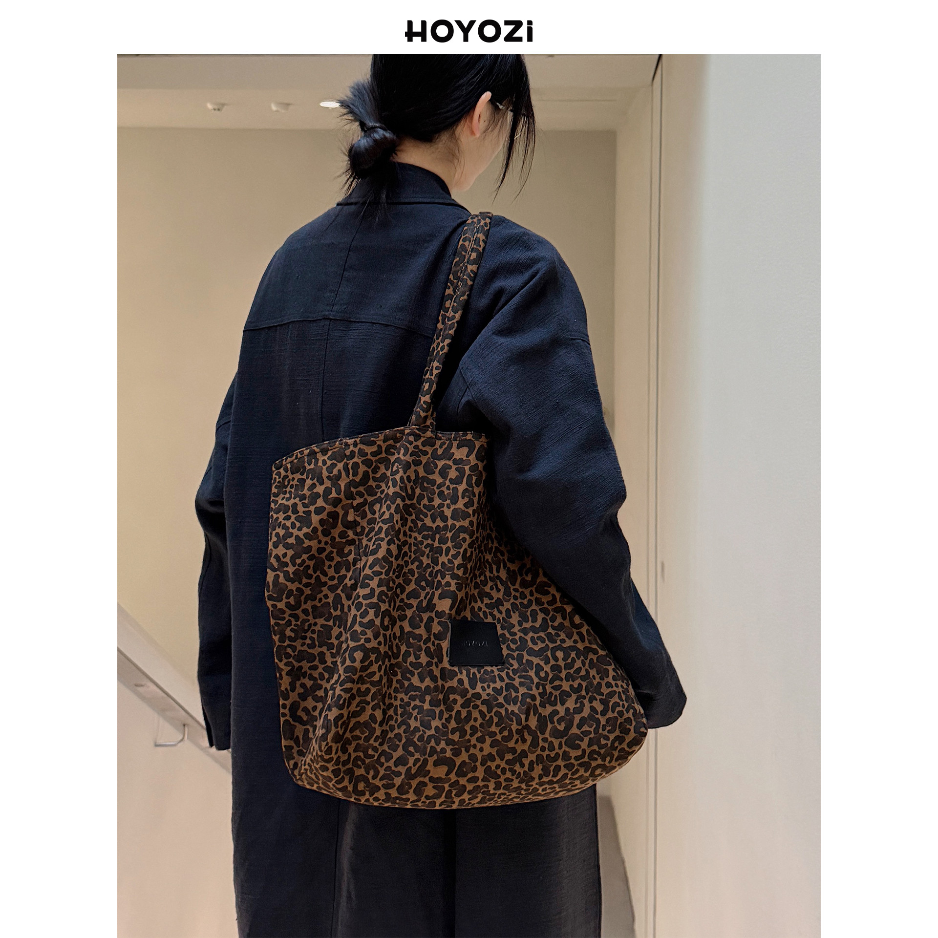 【小优家包包】HOYOZI秋冬豹纹帆布托特包包女款单肩通勤大容量