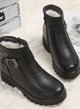 平底防滑皮鞋女冬老人棉鞋子中老年靴子绒毛平跟妈妈短靴保暖加绒