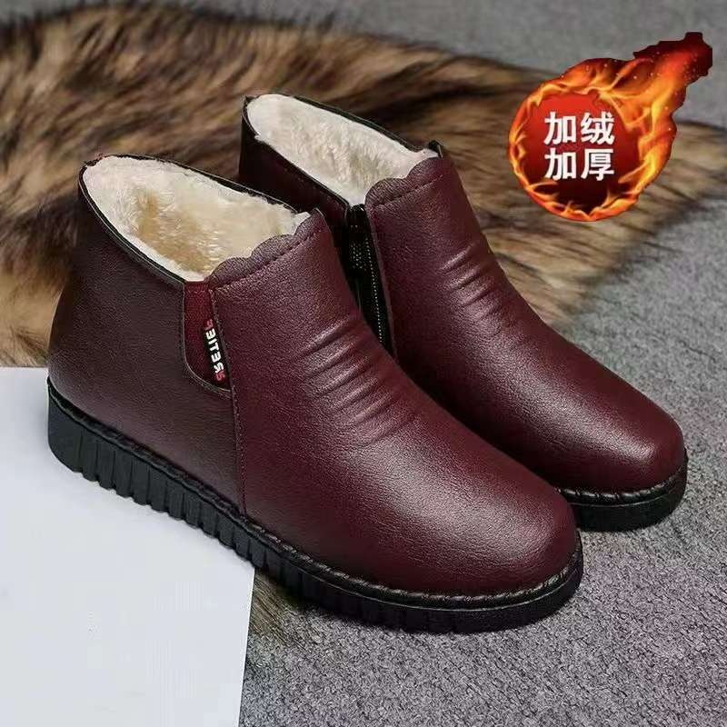 平底防滑皮鞋女冬老人棉鞋子平跟妈妈短靴保暖中老年靴子绒毛加绒