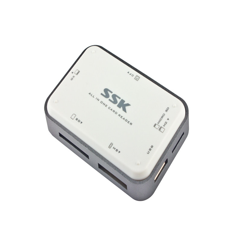 ssk 飚王多合一读卡器 usb3.0 高速sd/tf/cf/ms内存卡 scrm056