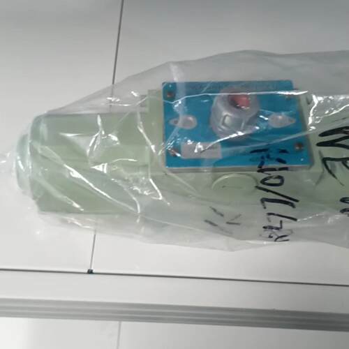 4WE10GL-K10/LG 电磁阀 KAWASAKI川崎工控液压配件议价维修