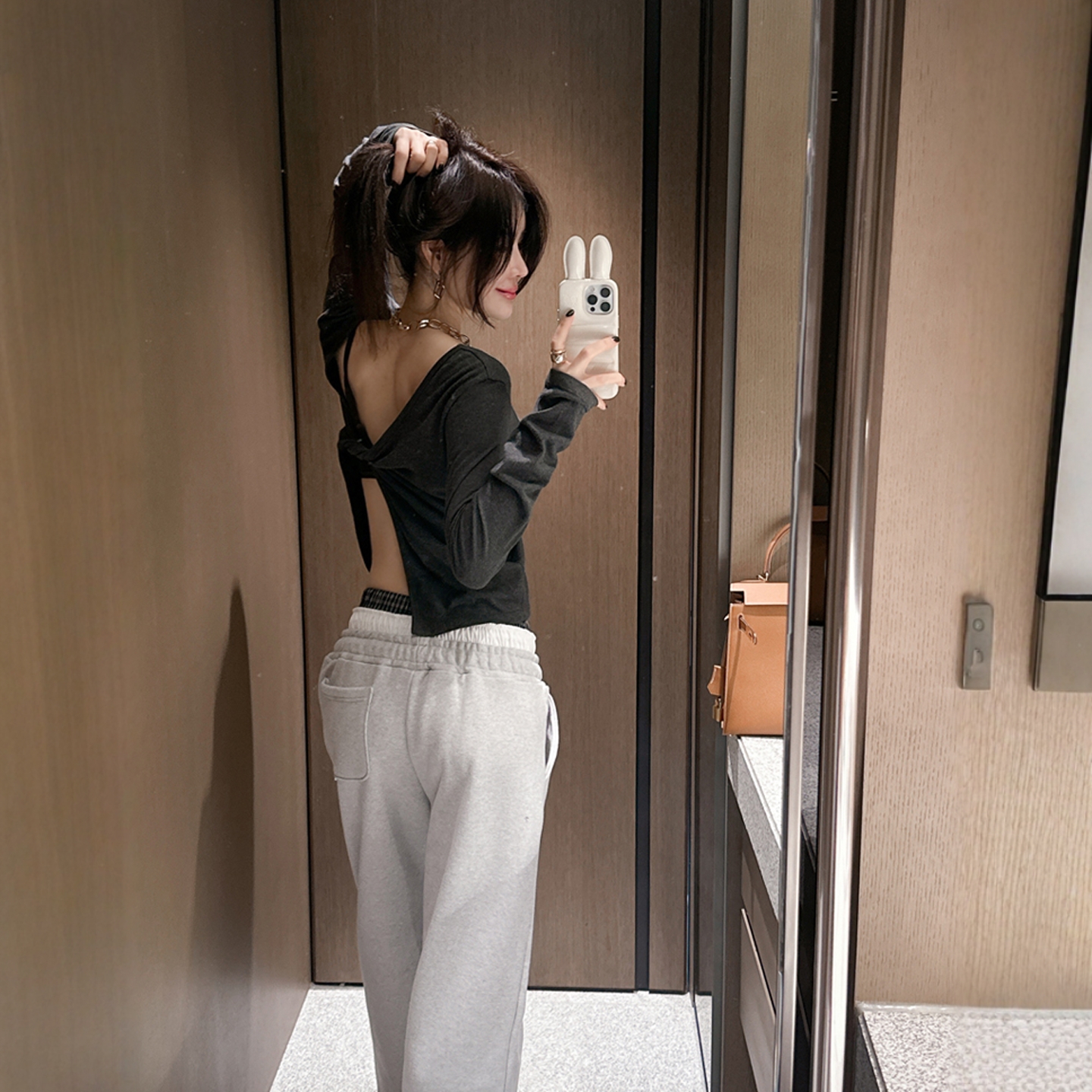 【韩国官网直邮】Partysu韩国代购正品女2025冬季扭结露背t恤上衣