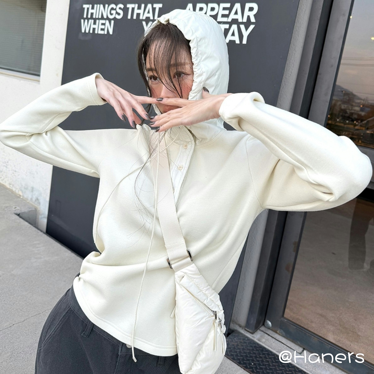 Haners家韩国代购女极简时尚2025年冬柔软保暖的连帽植绒卫衣