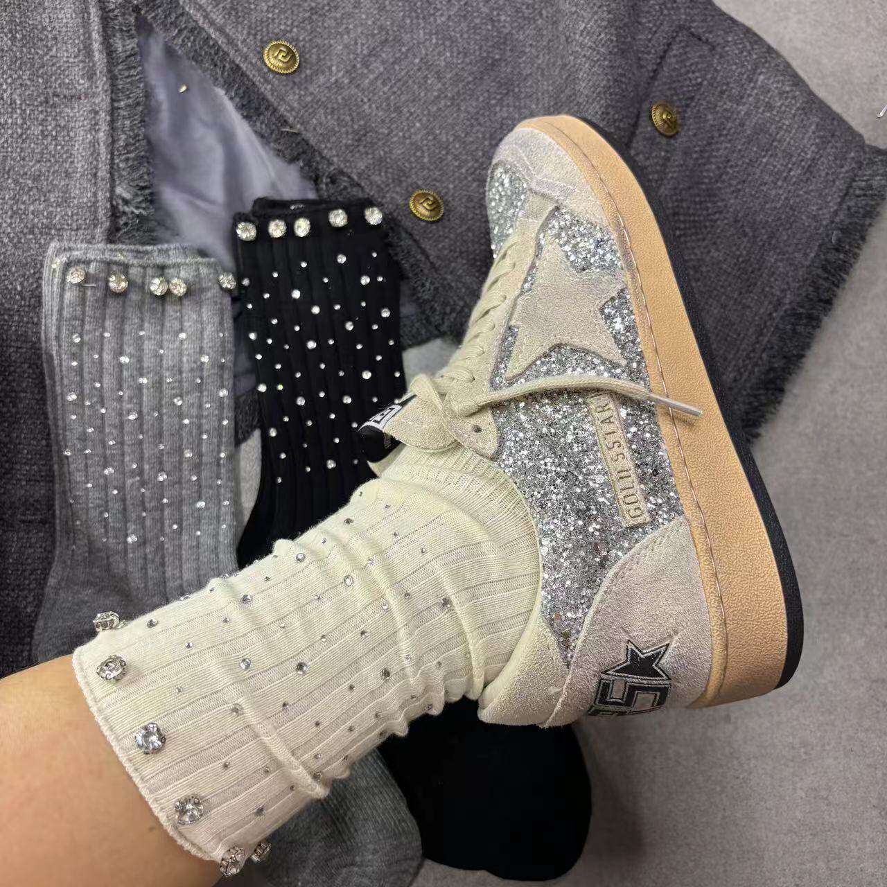 流行风时尚外穿潮袜钉珠粘钻个性中筒袜搭配鲨鱼裤短靴洋气袜子女