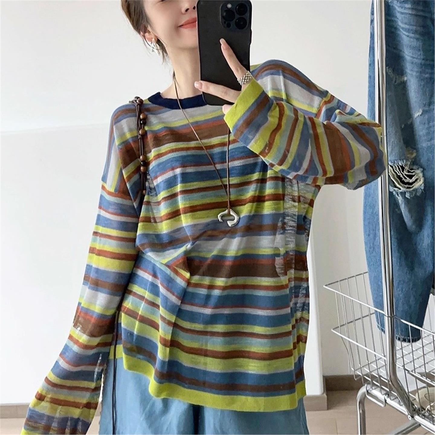 早秋彩虹条纹面膜长袖针织T恤女
