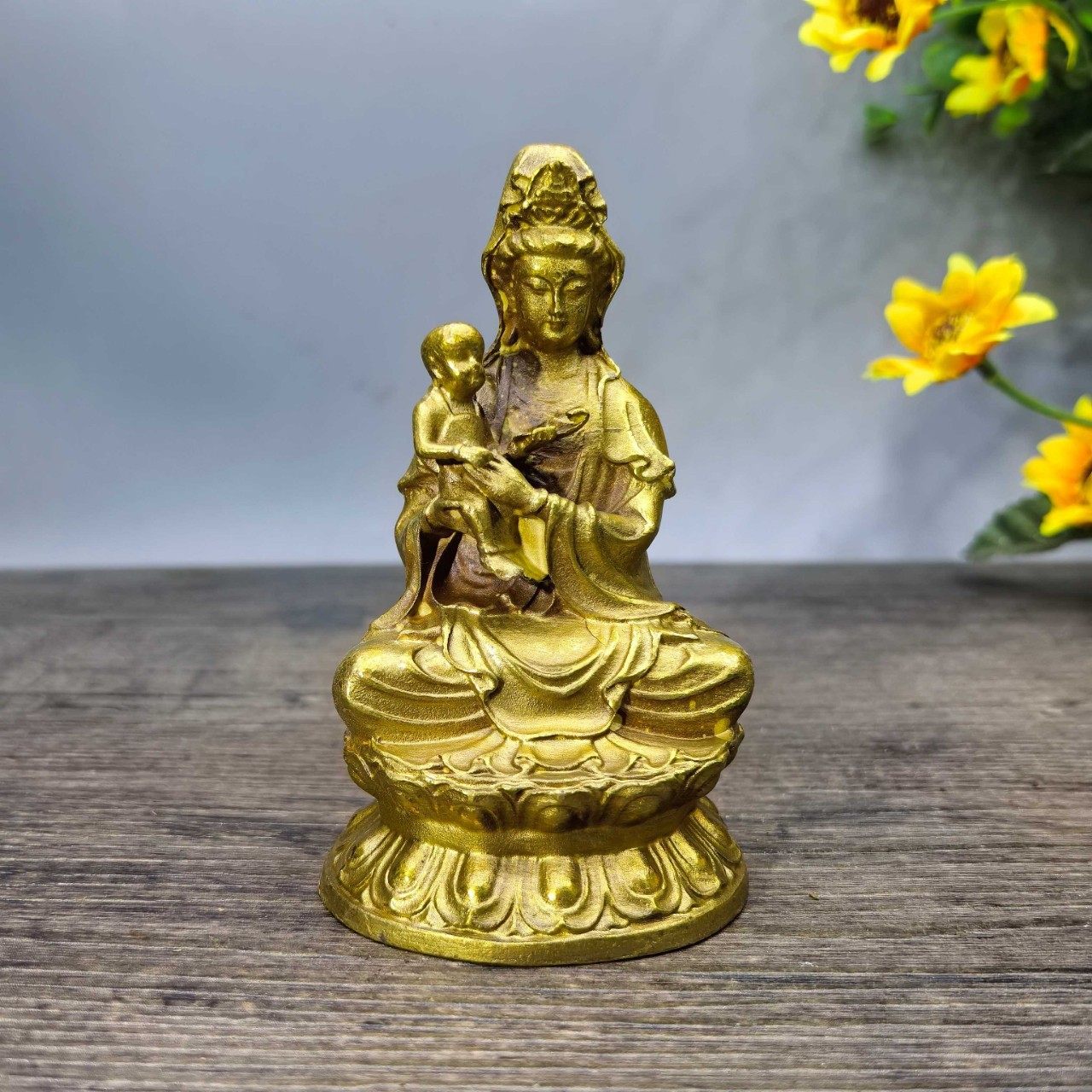 送子观音像摆件抱子观音仿古合金莲花底座坐款观音佛像家居装饰