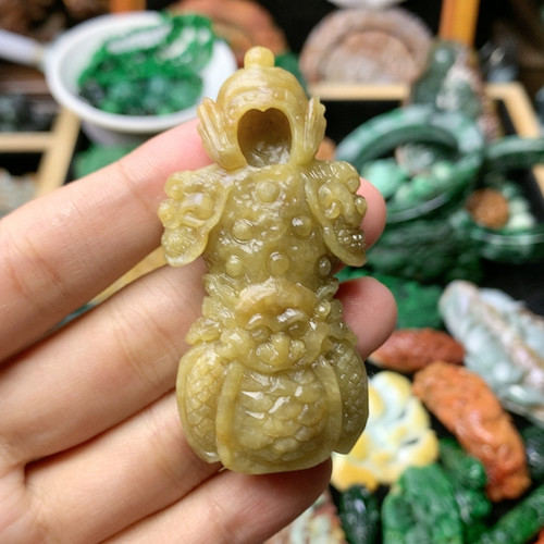 天然冰黄盔甲