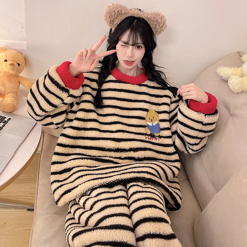 秋冬少女初中生薄绒保暖睡衣女童