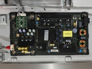 海信LED55V1UCZ 电源板RSAG7.820.6802背光黑屏指导维修！