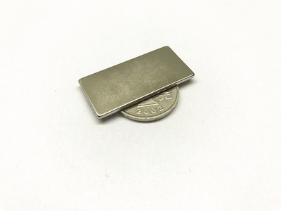 银色长方形稀土吸铁石