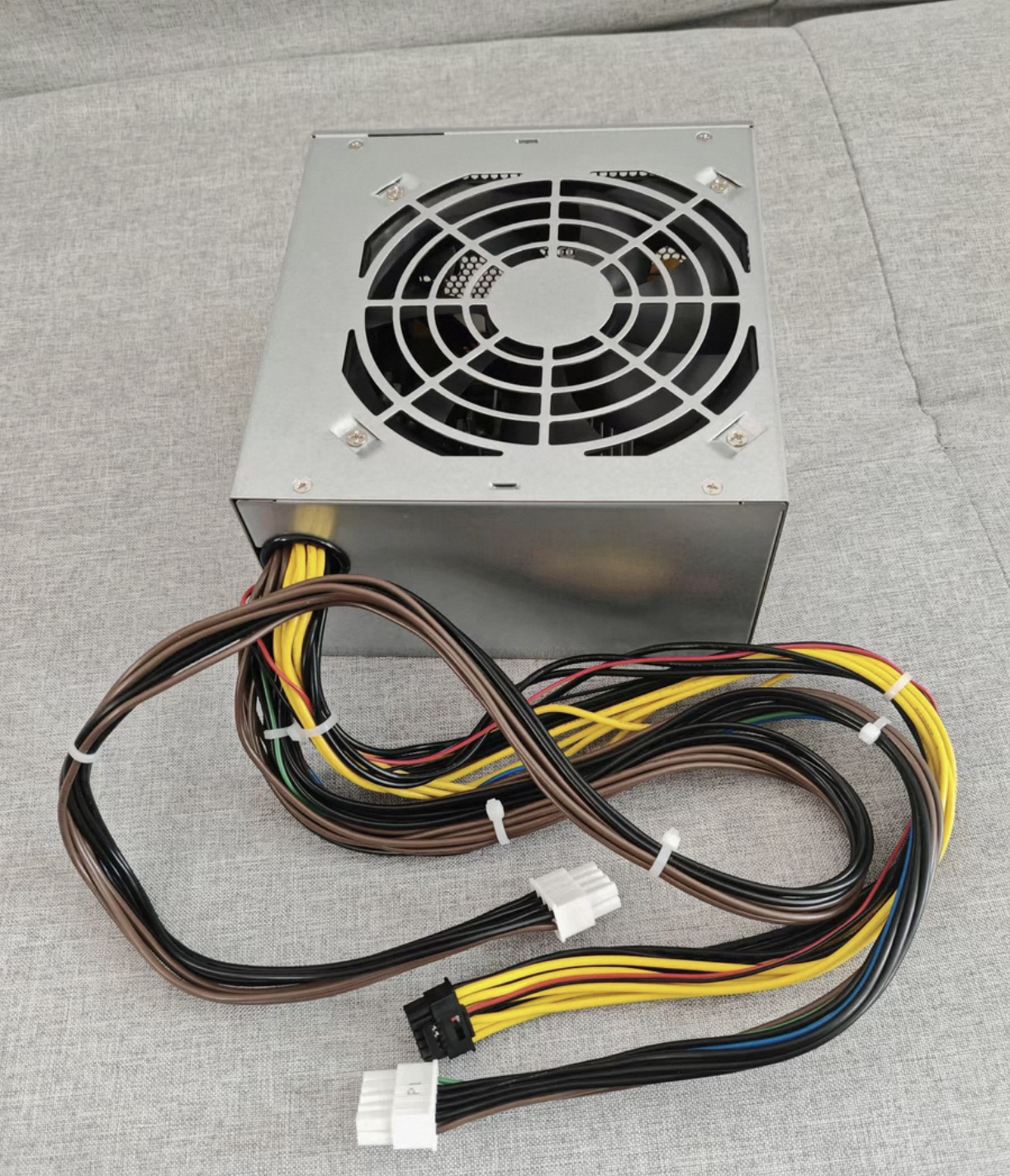 适用联想 10针1100w电源HK1K1－51PP  P3P5工作站 PA-3112-1 静音