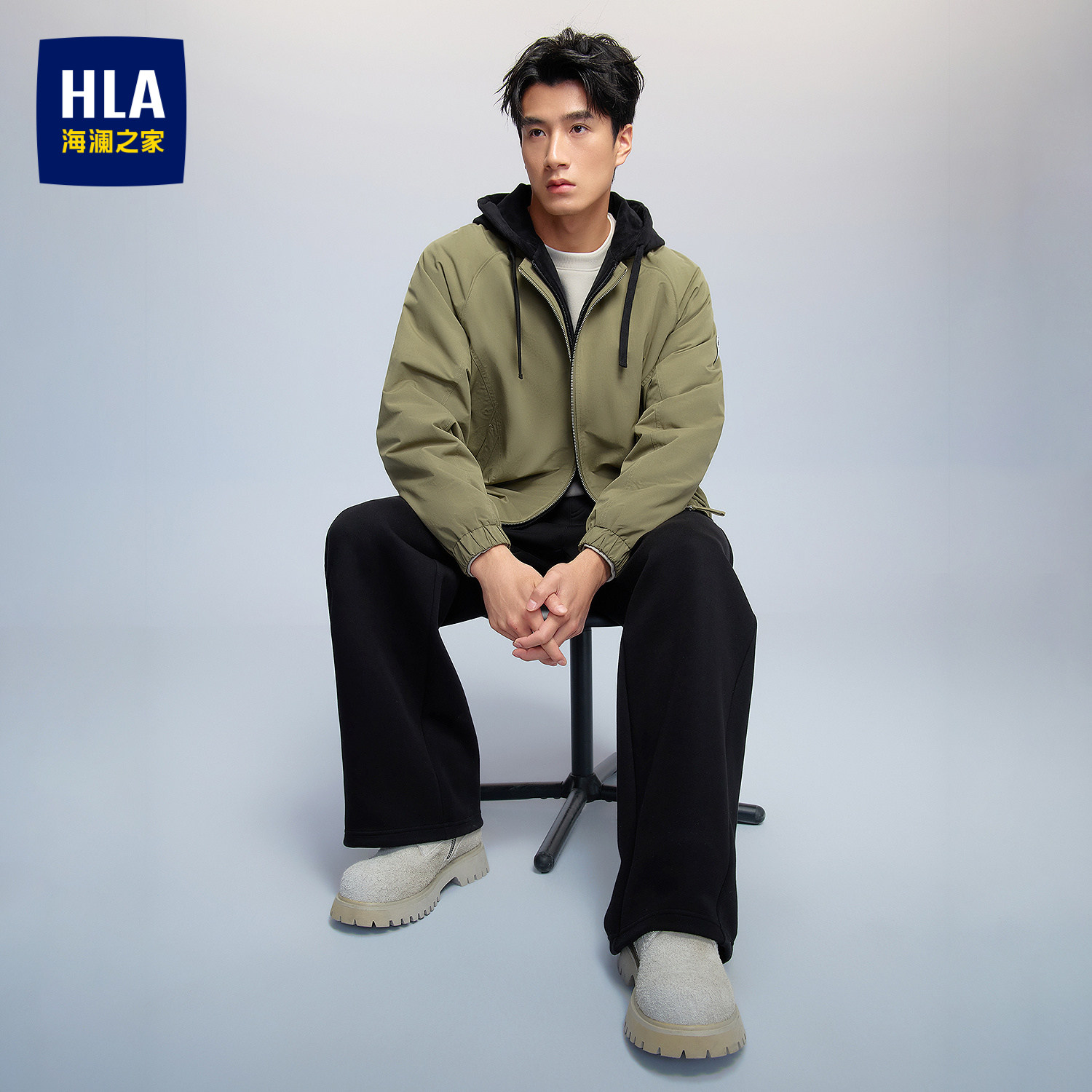 HLA/海澜之家羊毛暖绒棉夹克26秋冬新撞色连帽图案袖标保暖长袖