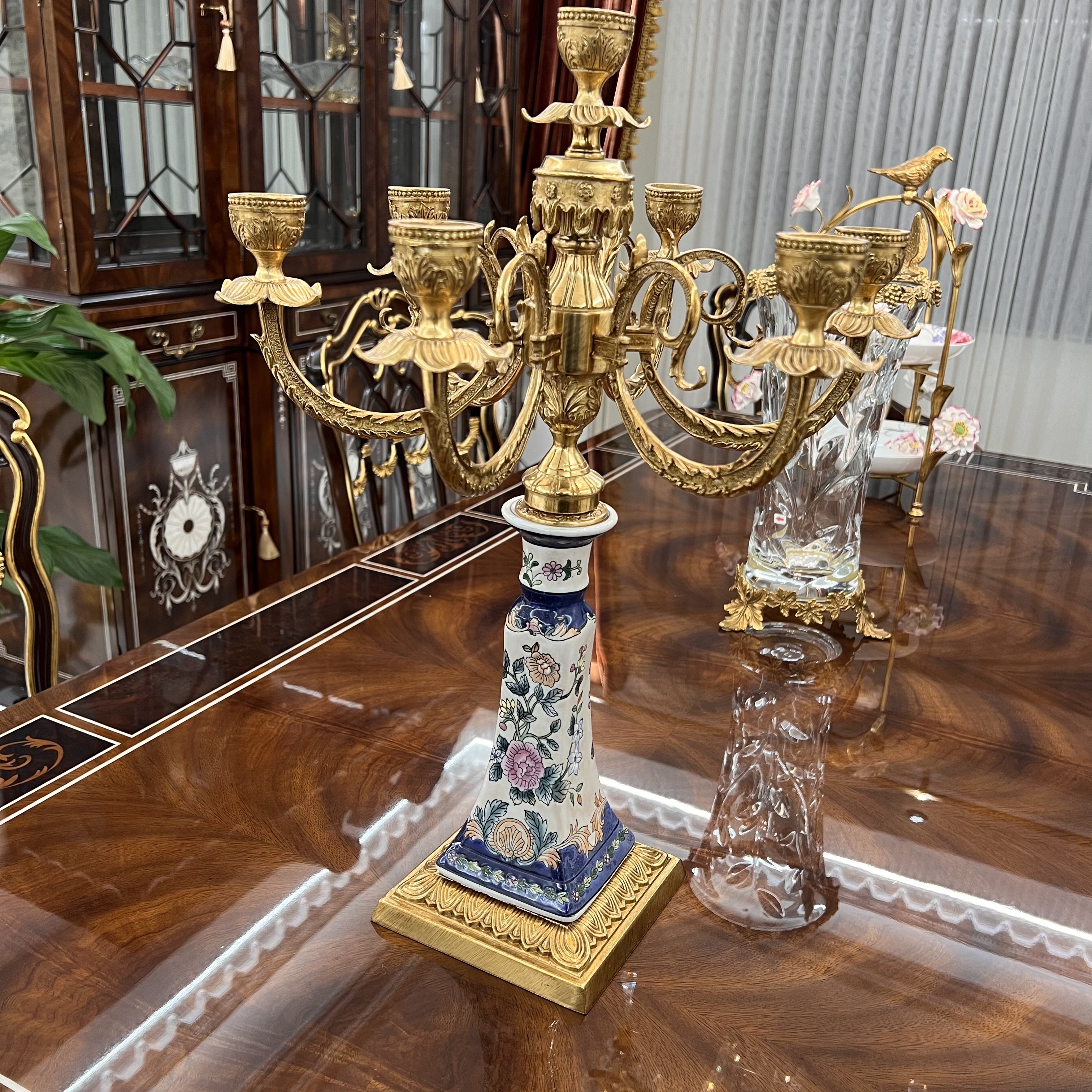 戴维斯亚历山大黄铜配陶瓷精烛台
