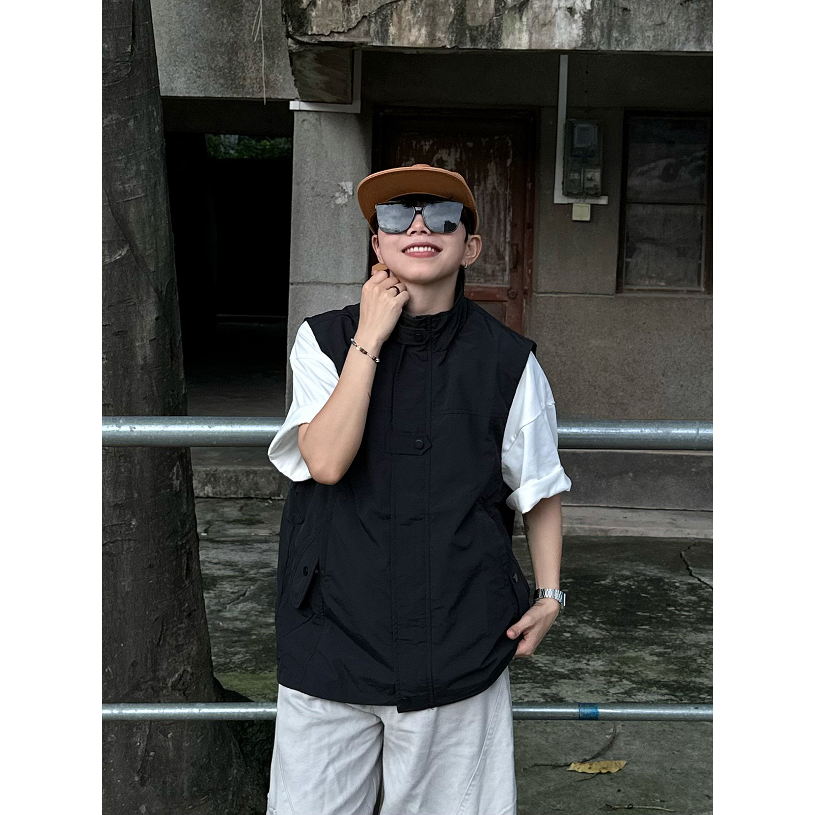 XBRO宽松立领工装黑色机能马甲