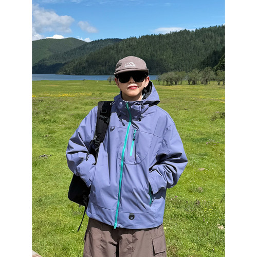 适合徒步的三合一冲锋衣