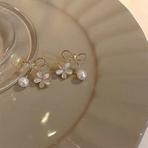 韩国ins猫眼石小花耳钉小众设计高级感超仙精致蝴蝶结森系耳环女