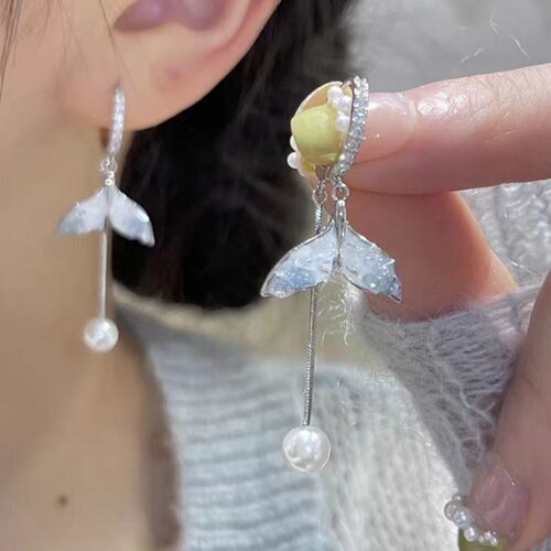 夏日蓝色鱼尾流苏耳环时尚新款高级感法式百搭耳扣优雅精致潮耳饰