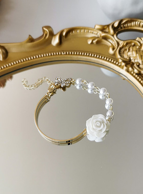 法式小众设计感玫瑰花朵手饰品复古巴洛克珍珠蝴蝶小香风手链