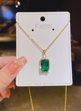 水晶镶钻几何方形项链复古祖母绿直播锁骨链港风淑女气质小巧颈链