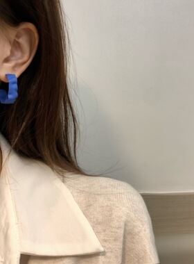 S925银针蓝色耳环磨砂金属耳圈韩版简约冷淡风气质褶皱耳钉