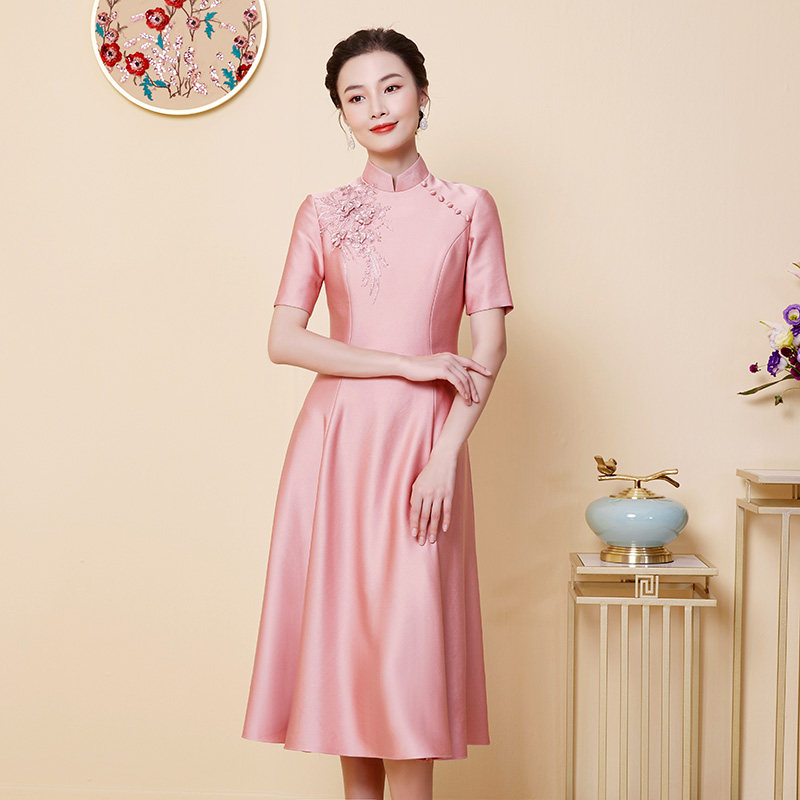 复古优雅婚宴敬酒礼服粉色年轻显瘦高贵场合礼服改良旗袍女新中式