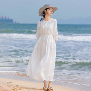 白色文艺宽松苎麻仙气飘逸海边度假拍照连衣裙女高级感刺绣沙滩裙