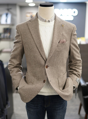 0301秋季新款BASSO棕色羊毛混纺人字纹双扣平驳领商务休闲西服