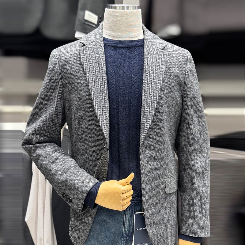 人字纹羊毛混纺男士休闲西服