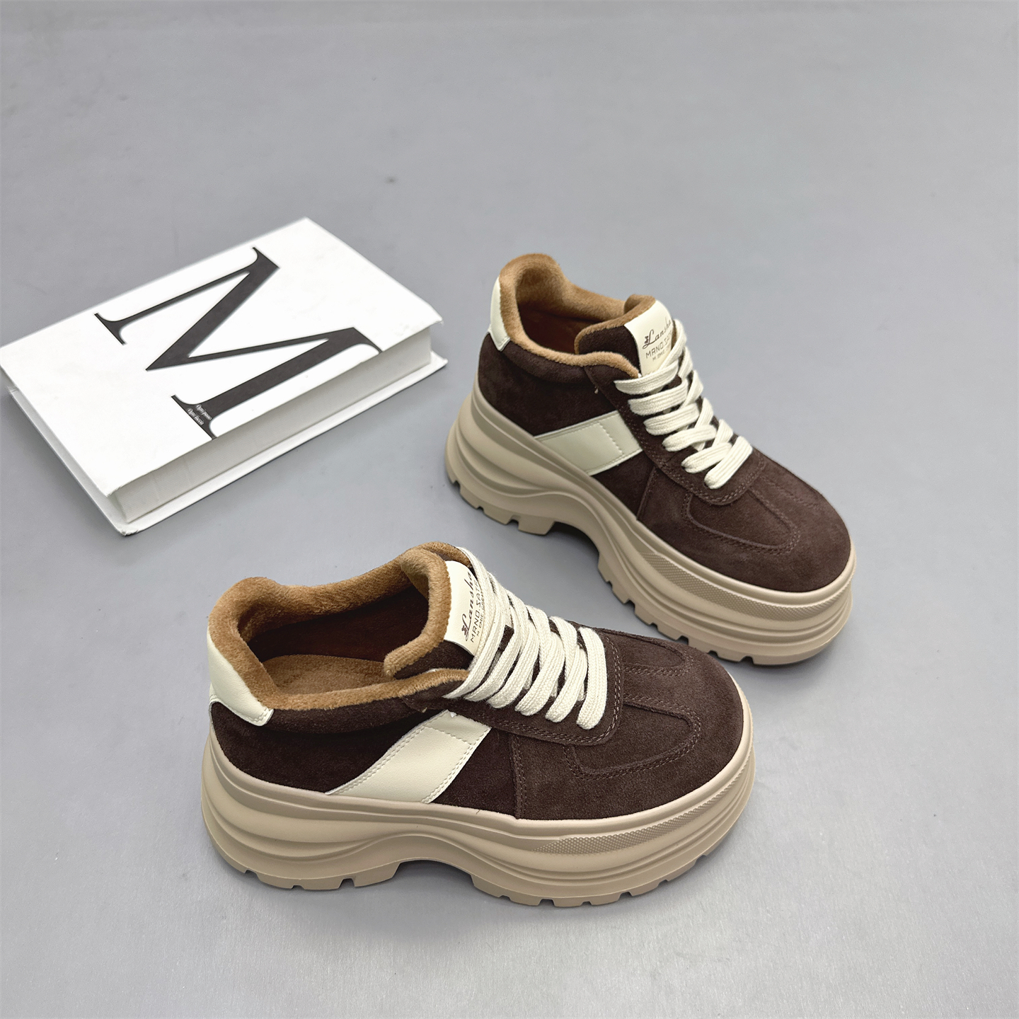 真皮女鞋2025冬新款牛皮厚底增高